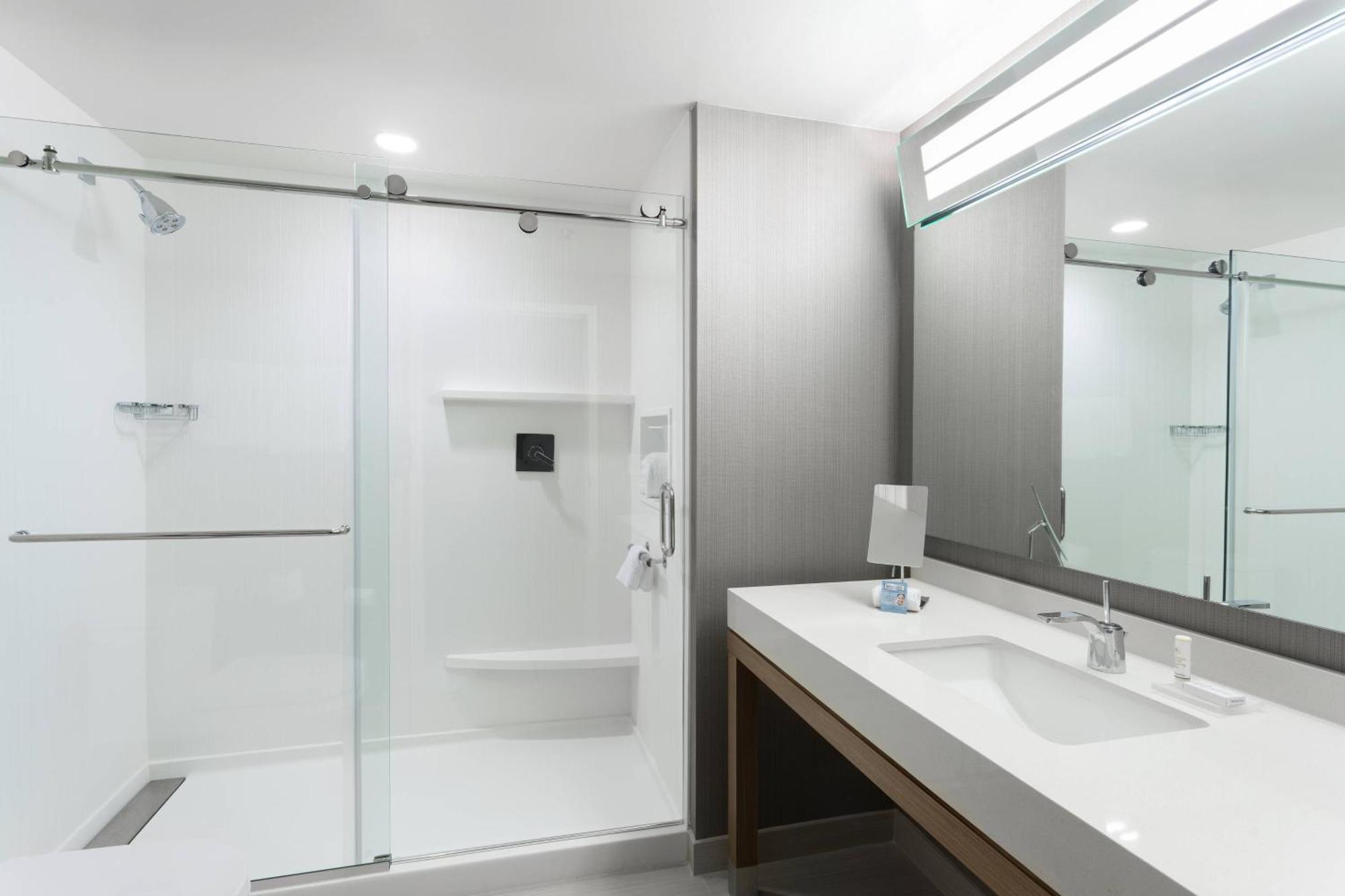 Courtyard By Marriott Ruston Hotel Екстериор снимка