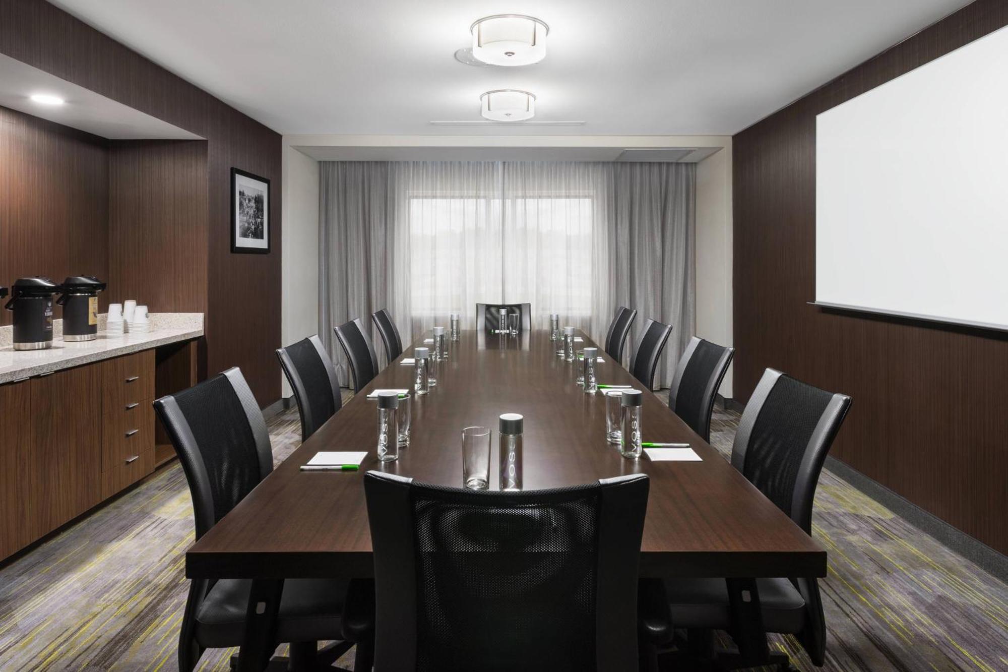 Courtyard By Marriott Ruston Hotel Екстериор снимка