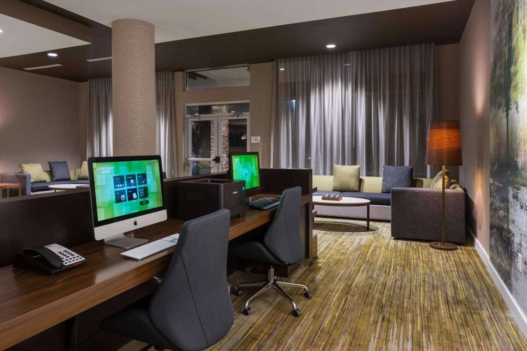 Courtyard By Marriott Ruston Hotel Екстериор снимка