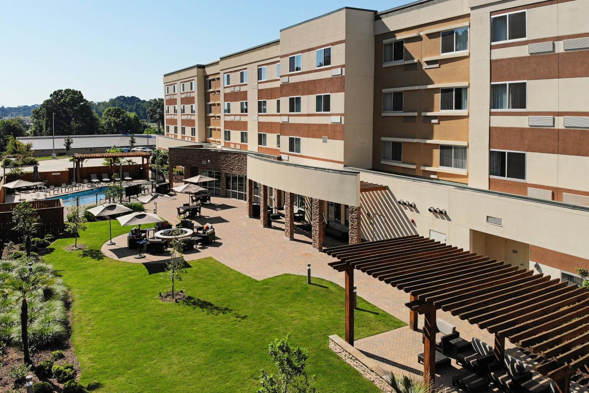 Courtyard By Marriott Ruston Hotel Екстериор снимка
