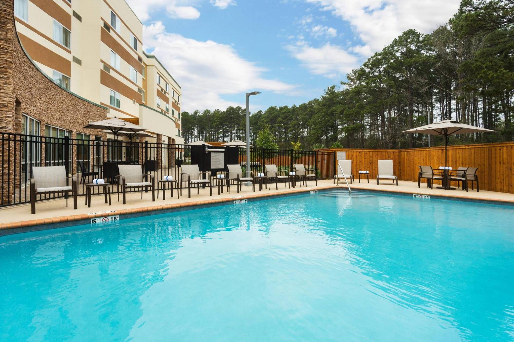 Courtyard By Marriott Ruston Hotel Екстериор снимка